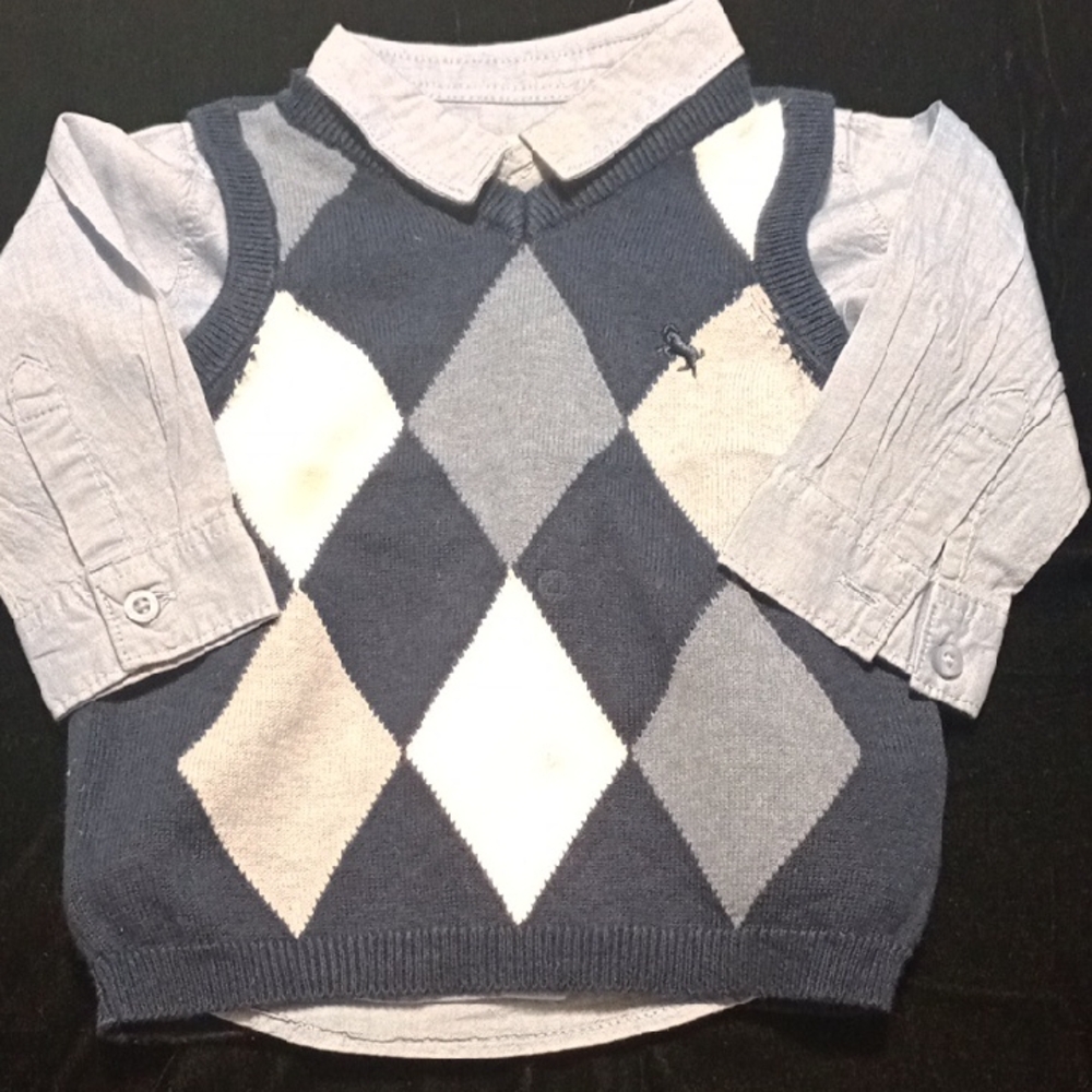 H&M Navy and White Argyle Sweater Vest with Shirt